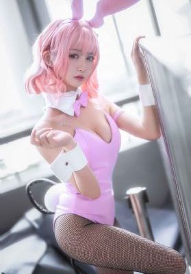 老女人擦她毛茸茸的下面电影_剧情片在线视频观看